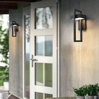 Geo Outdoor Light