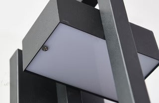 Geo Outdoor Light